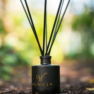 Wenvia Black Reed Diffuser - Orange Blossom Luxury Room Fragrance - Brand New!